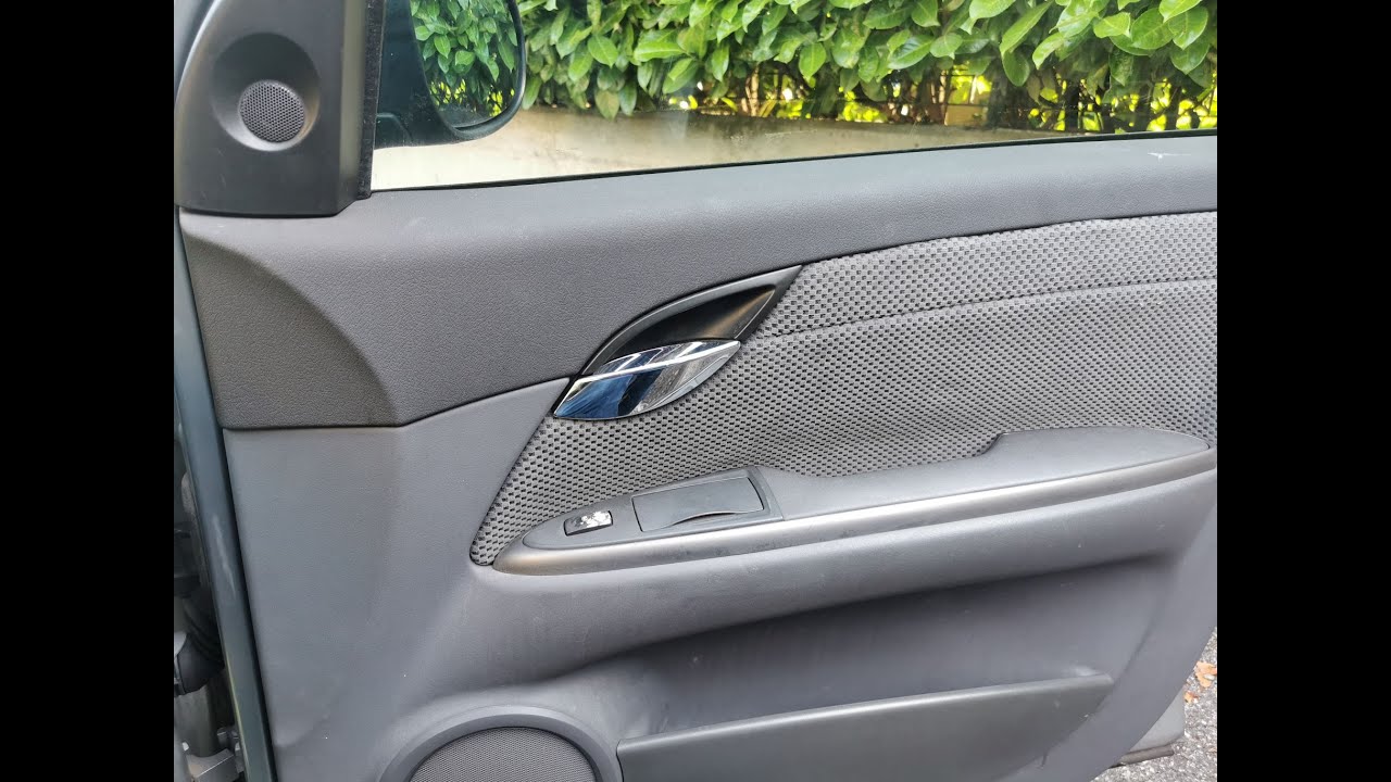 Sostituzione alzacristalli porta anteriore dx croma
