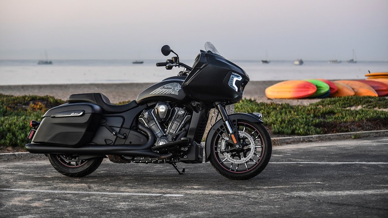 2020 Indian Challenger Dark Horse Review | MC Commute