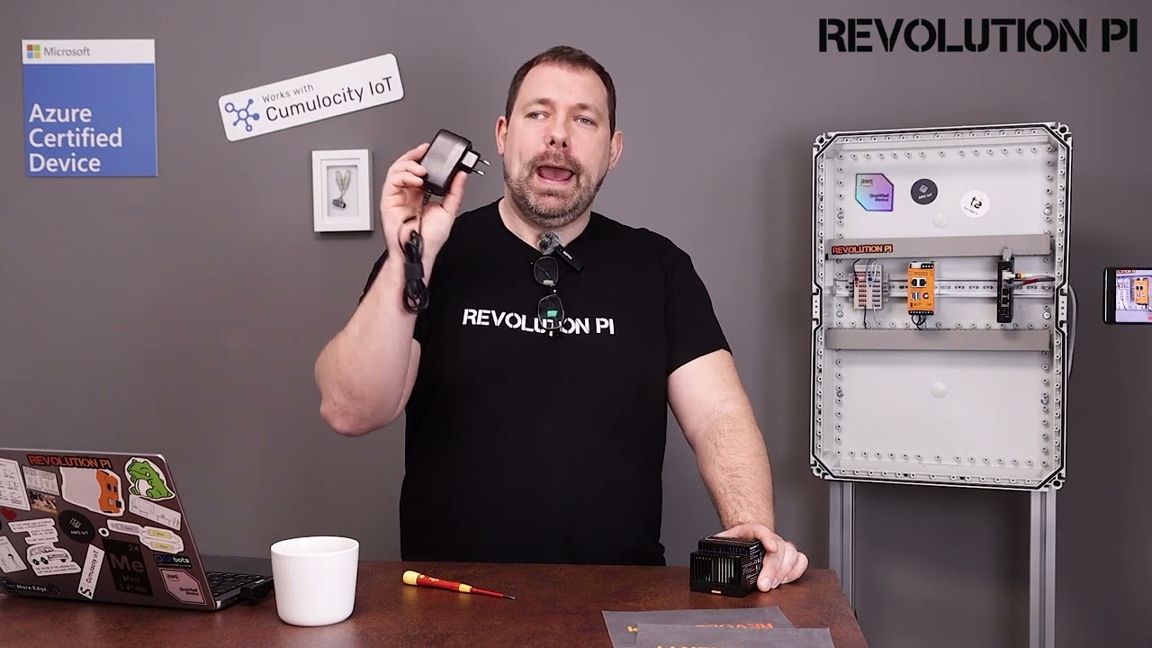Revolution Pi - the industrial Raspberry Pi - as Linux Gateway