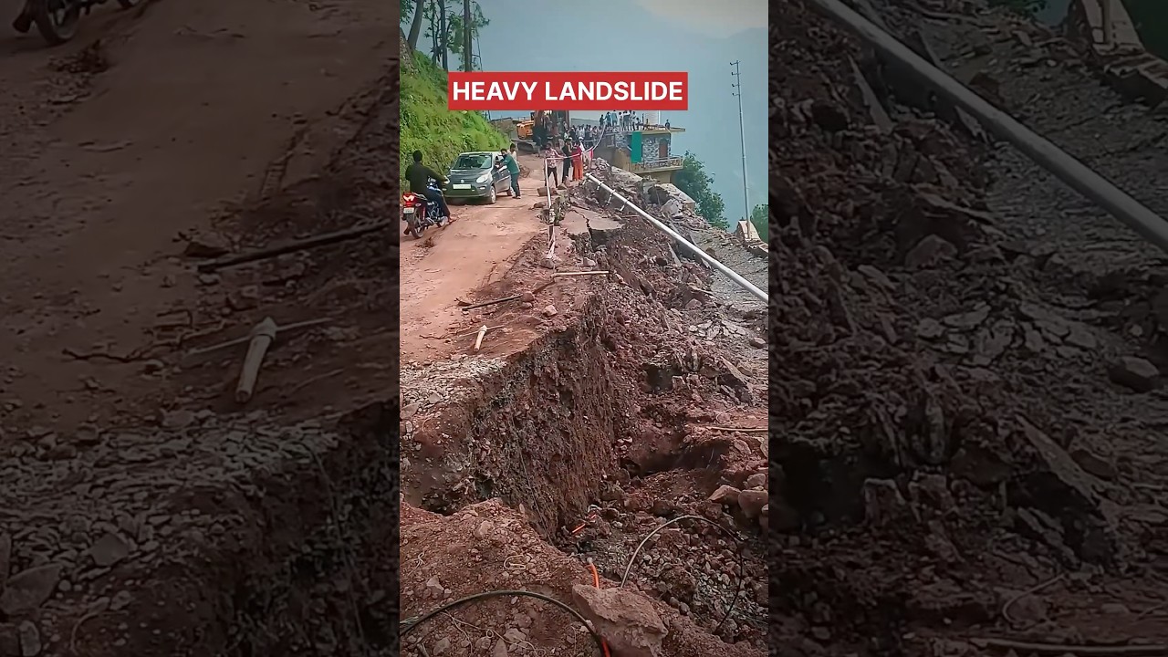 Heavy landslide in mahore #cloudburst #jammukashmir #weatherupdate #katra