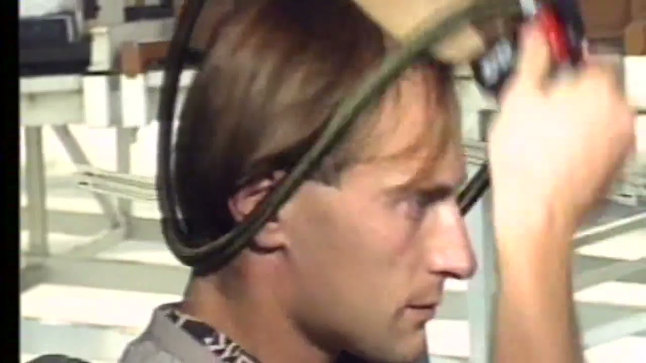 A320 QUICK DONNING MASK OPERATION
