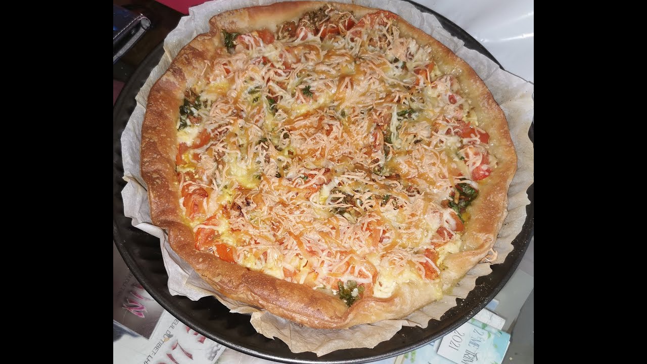 Tarte à la tomate moutarde et fromage râpé