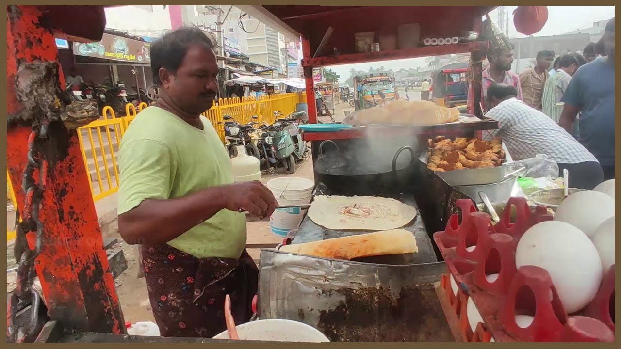 Heavy Crowd at Famous Tiffin Center | Any Item @ 20 Rs only | Street Food | Indian Food 360