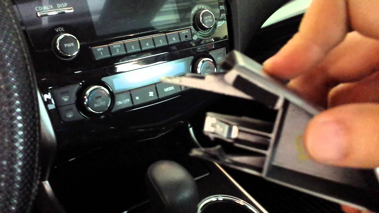 2013 Nissan Altima Console Light Replacement