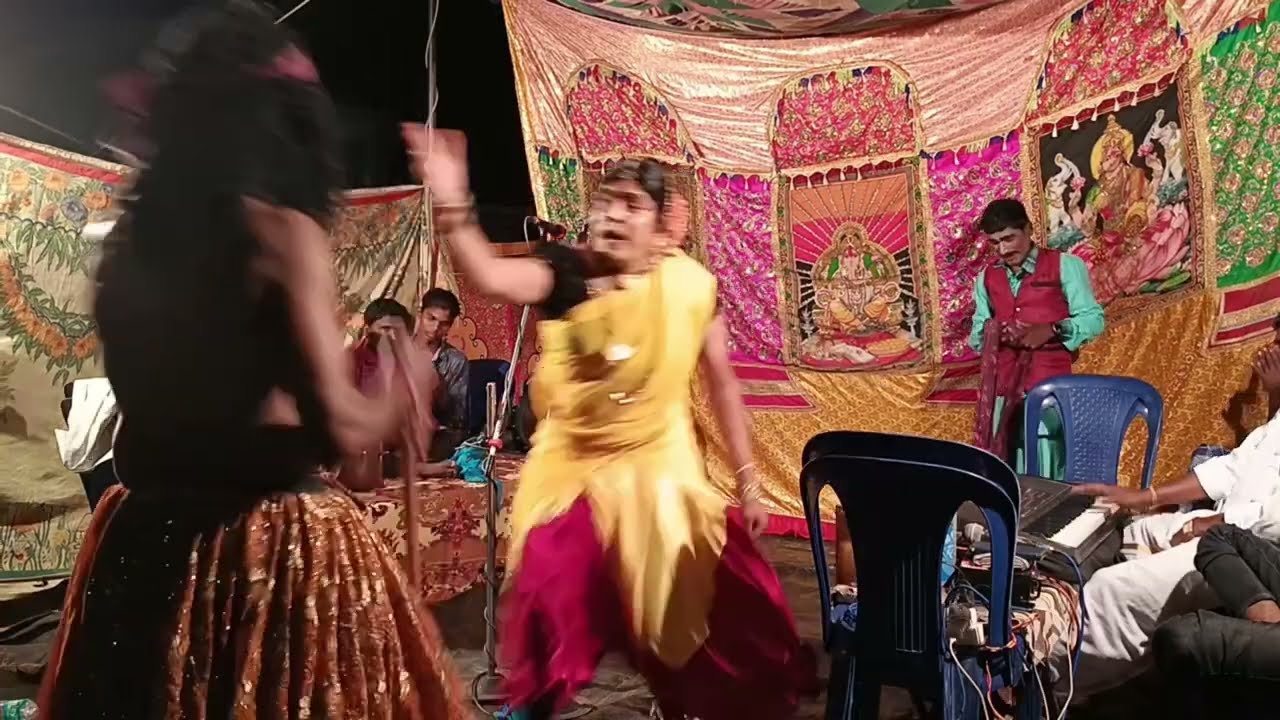 సింగి సింగడు మధ్యలో ద్వారపాలకుడు // చెంచునాటకం లో నగిరిమడుగు ప్రసాద్ 9177037921