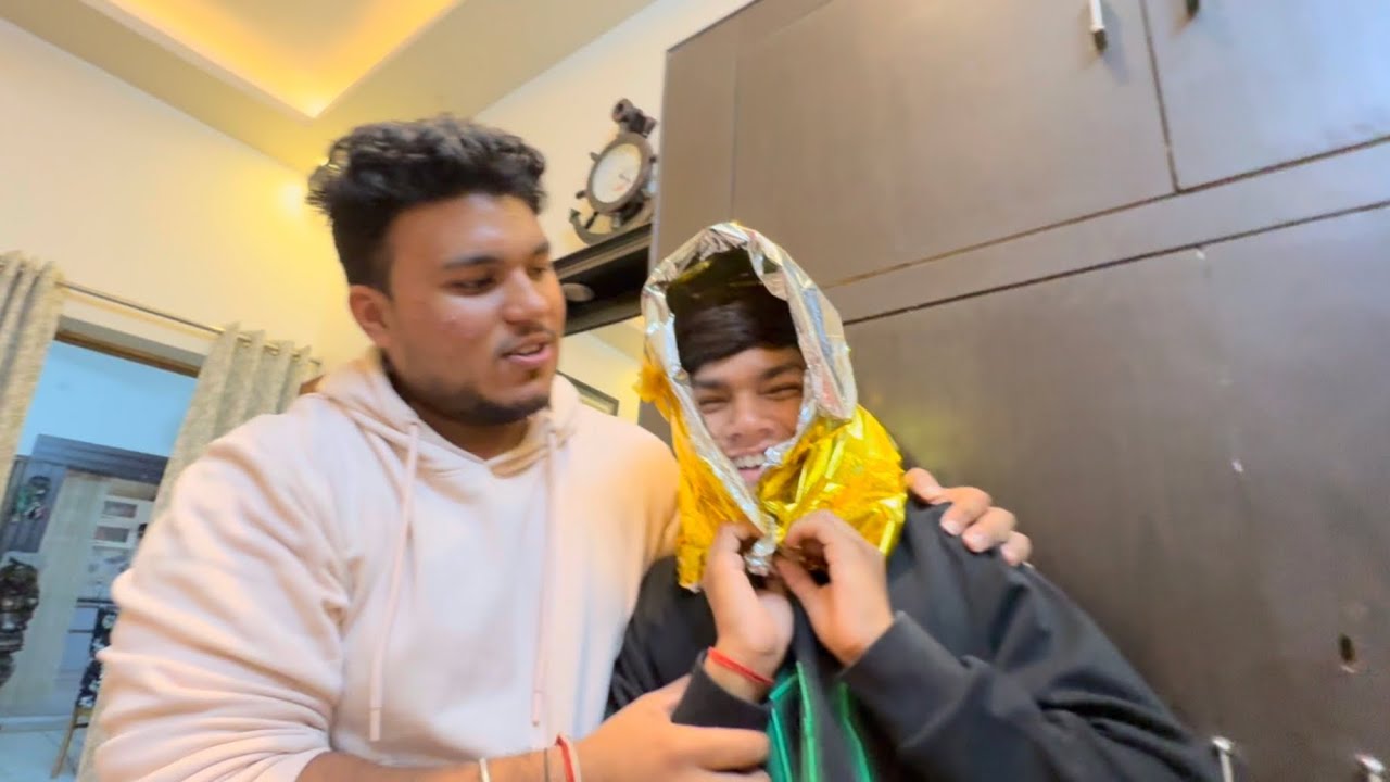 Hame Mila Diwali Main Itna Baada Gift | Unbelievable Surprise😱