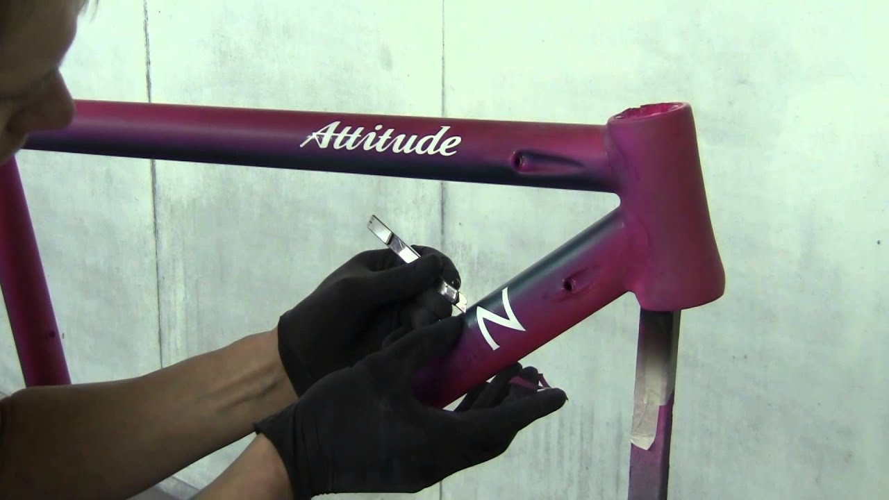 KLEIN Attitude Coral Reef paint by ETOE
