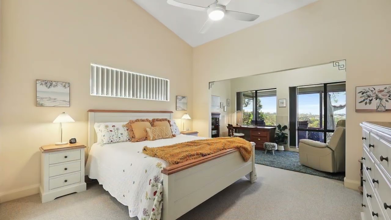 4 Finniss Rd, Victor Harbor, SA 5211