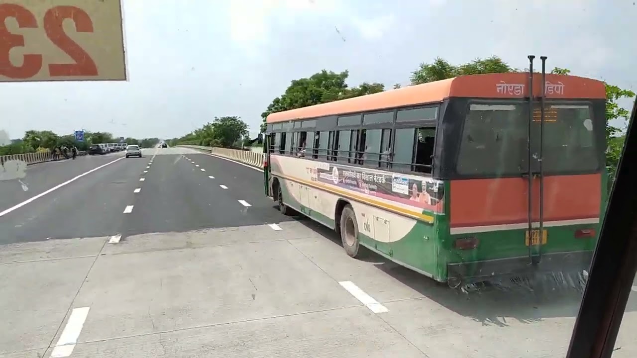 up roadways क्या हुआ जब मथुरा डिपो और नोएडा डिपो की बस में रेस शुरू हो गई?#uproadways #upsrtc