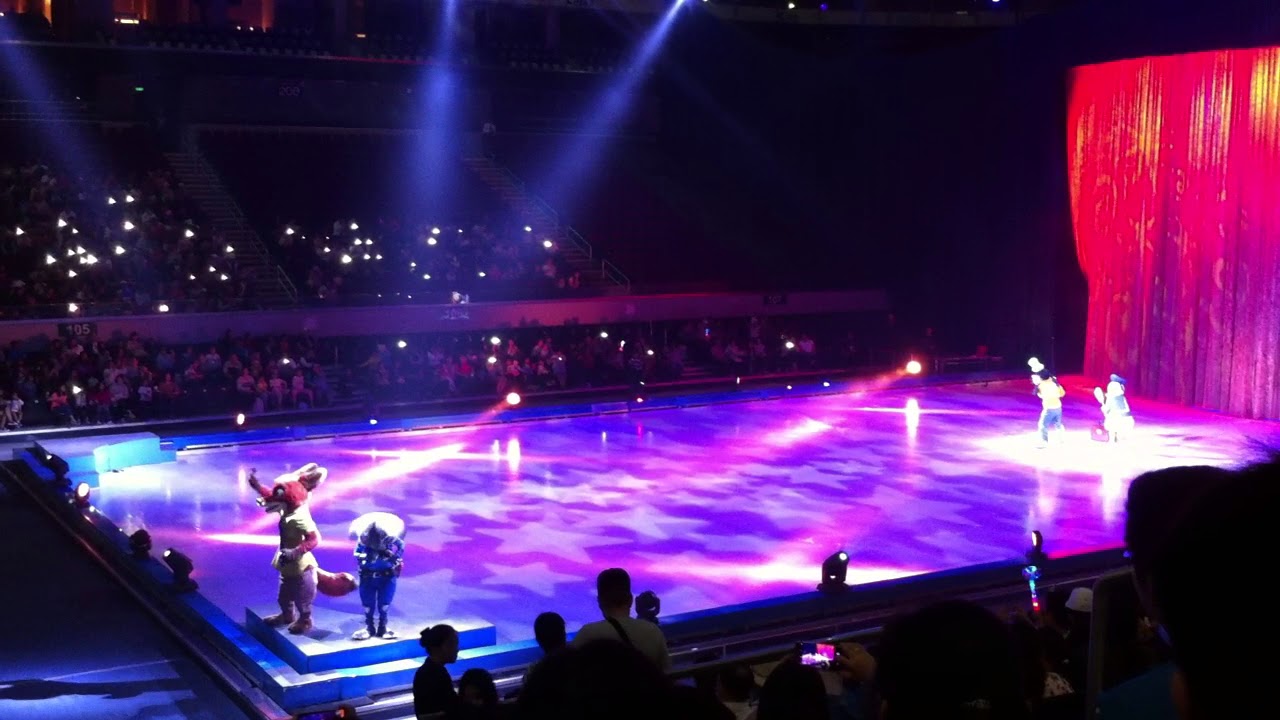 Disney on Ice: Everyone's Story 01