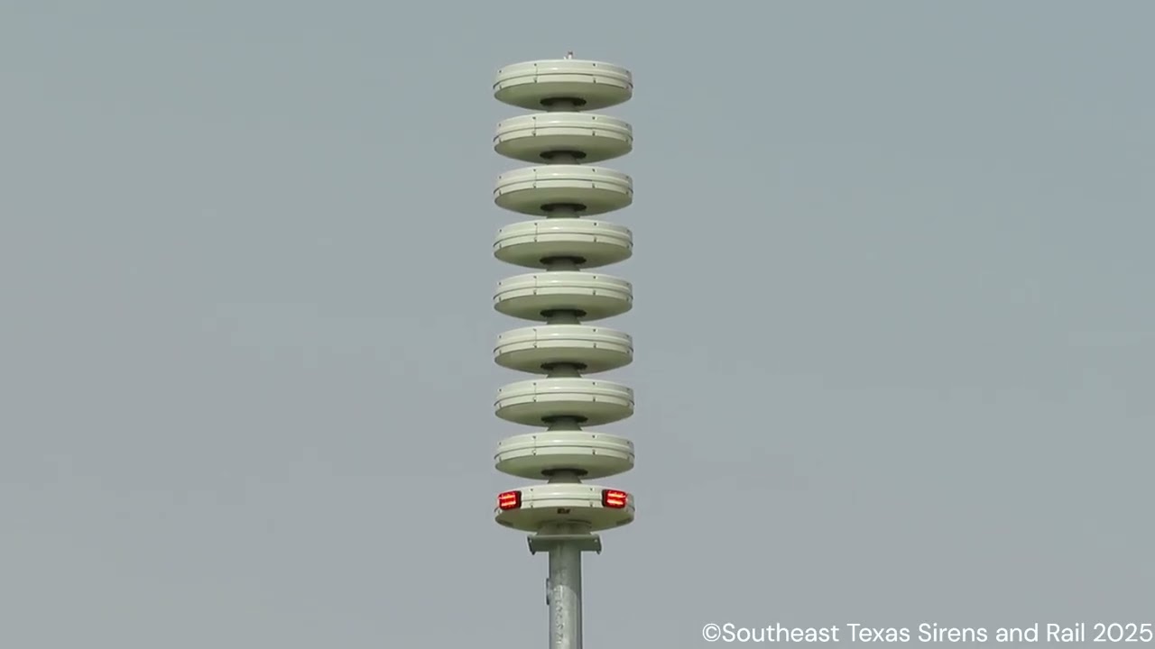 Brand New Federal Signal Modulator 8032B Siren Test | One Minute Whoop | La Porte, TX | 3-15-2025