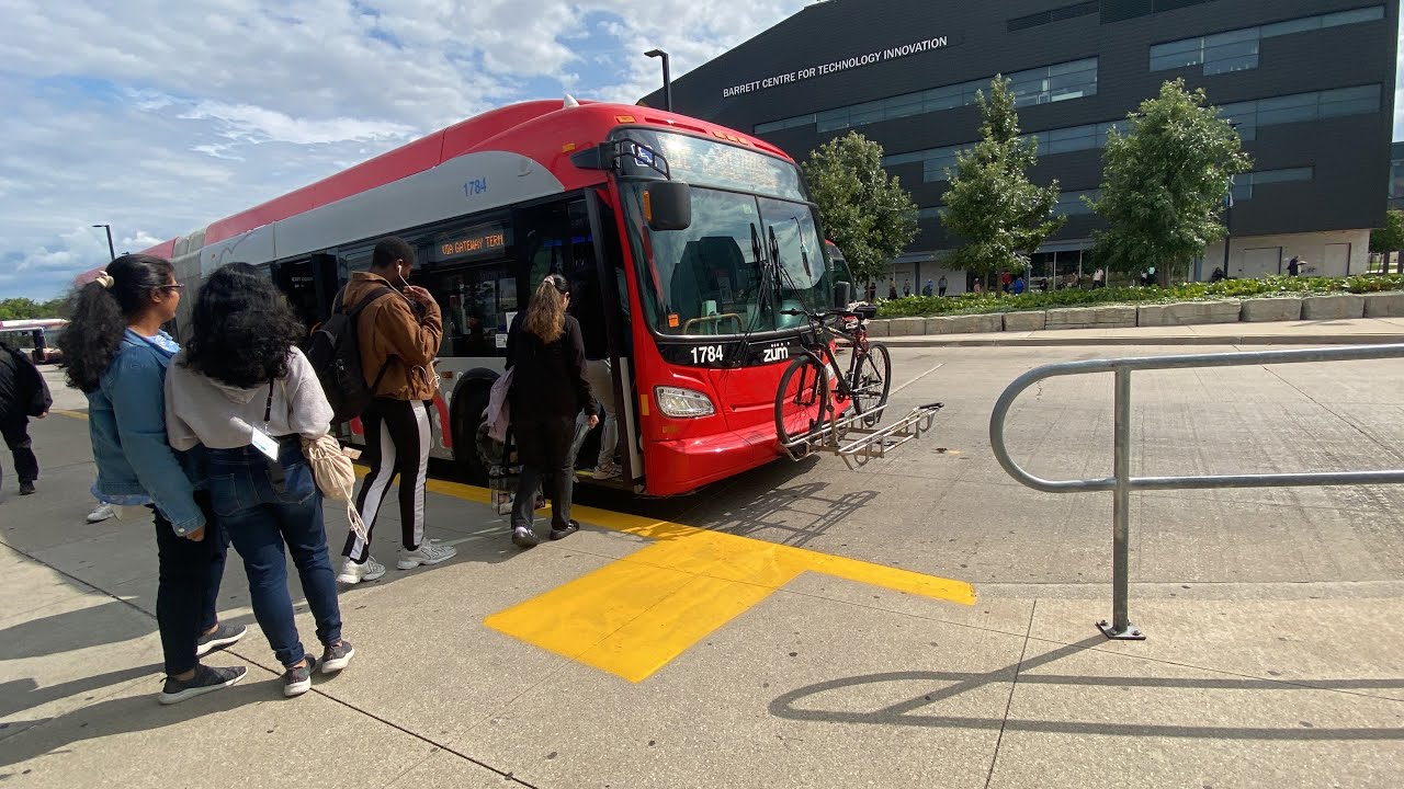 Brampton Transit Video #4| 2017 New flyer XDE60 On The 511C ZUM Steels