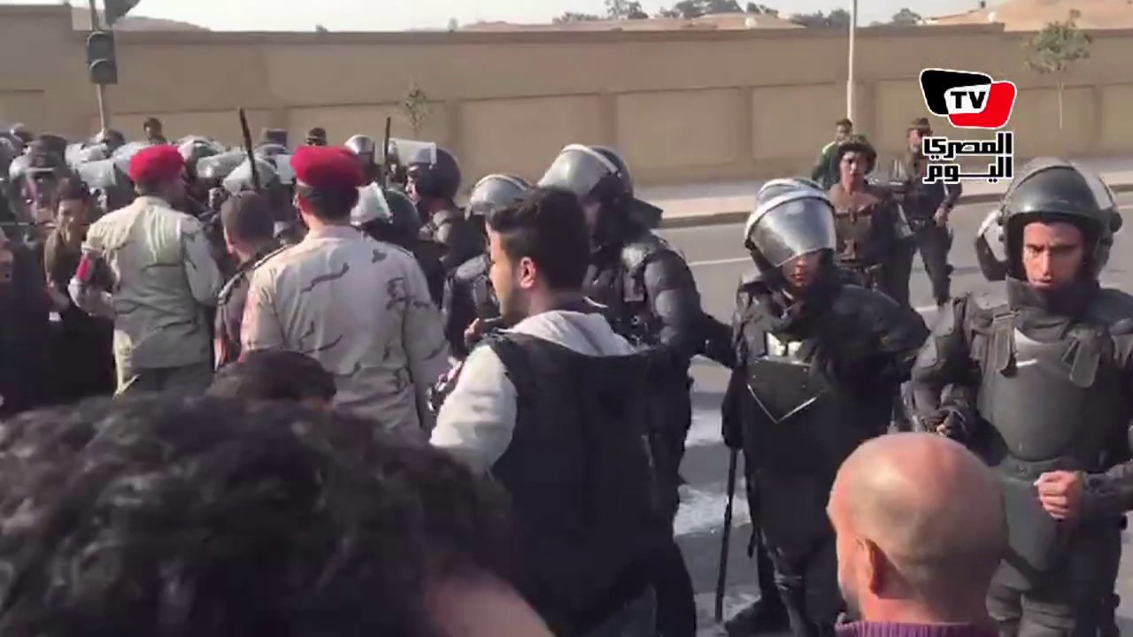 مشادات بين الأمن ومواطنون بعد خروج جثامين شهداء «الكنيسة البطرسية»