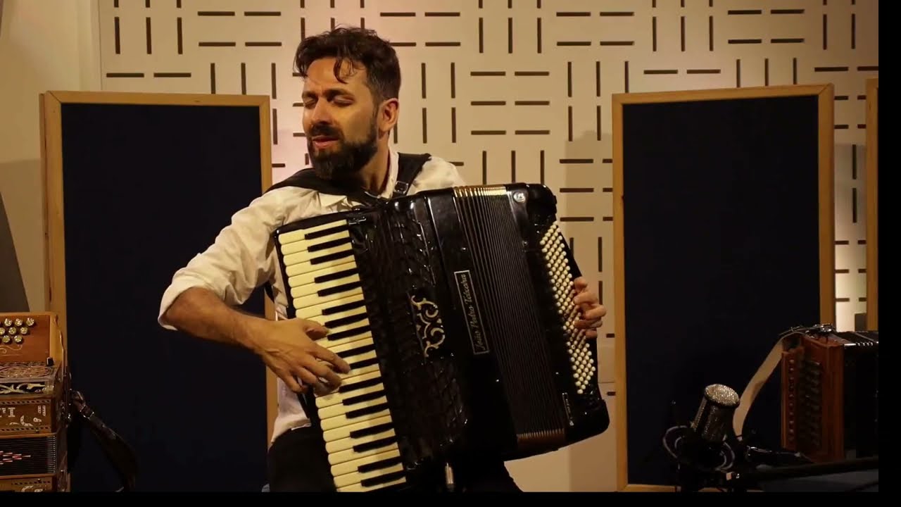 Vivaldi - Winter by João Pedro Teixeira - Acordeon