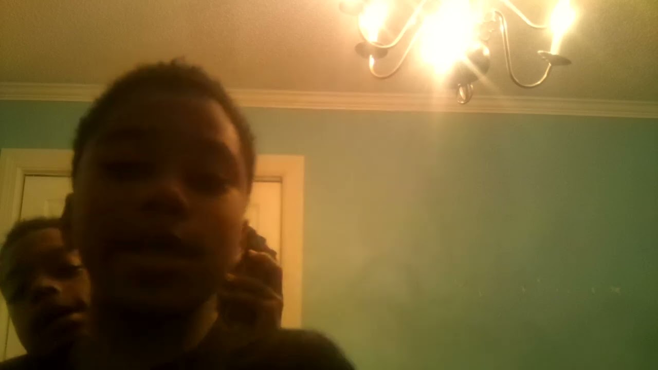 I reacted to the song called me and my bother pls subscribe and like I will appicated 