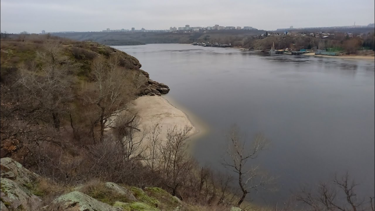 Остров Хортица. Отлив Днепра -1 Пляж Залк , пляж моржей, пещера Намёт