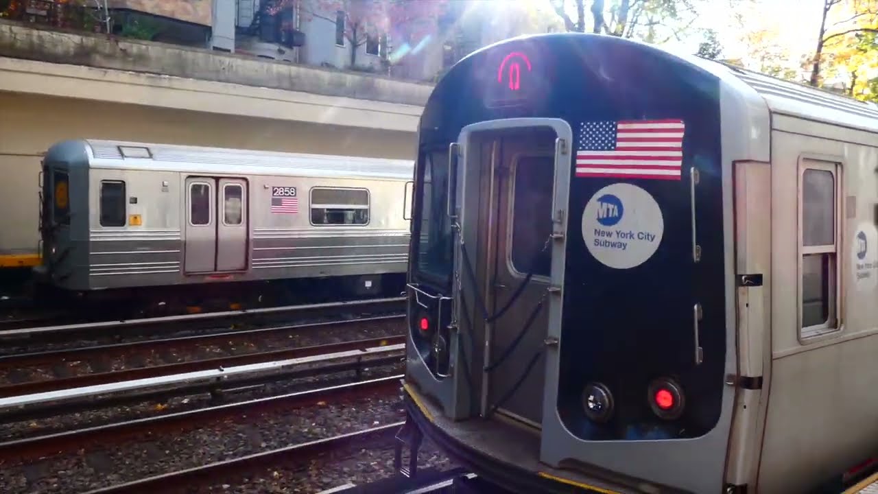 BMT Brighton Line: R68/A & R211A (B) EXP & R46, R68, R160A-2 (Q) LCL Trains at Parkside Av (AM Rush)