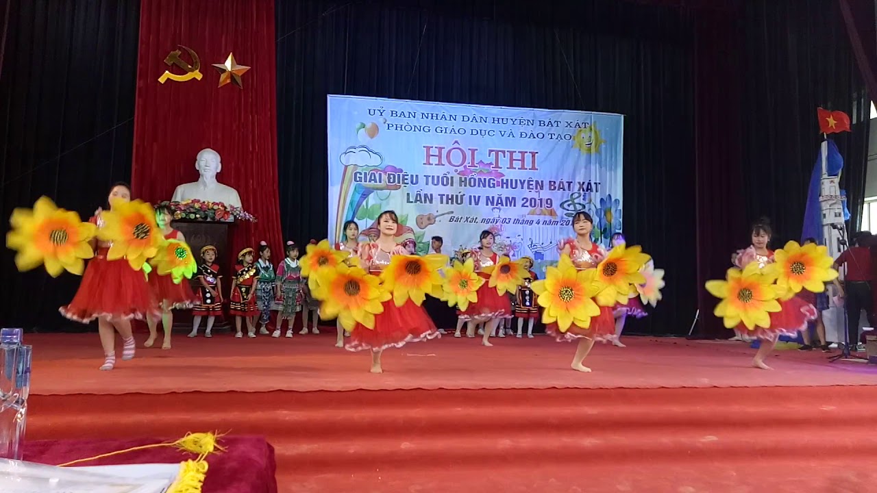 Hát múa: Em là mầm non của Đảng. 2019