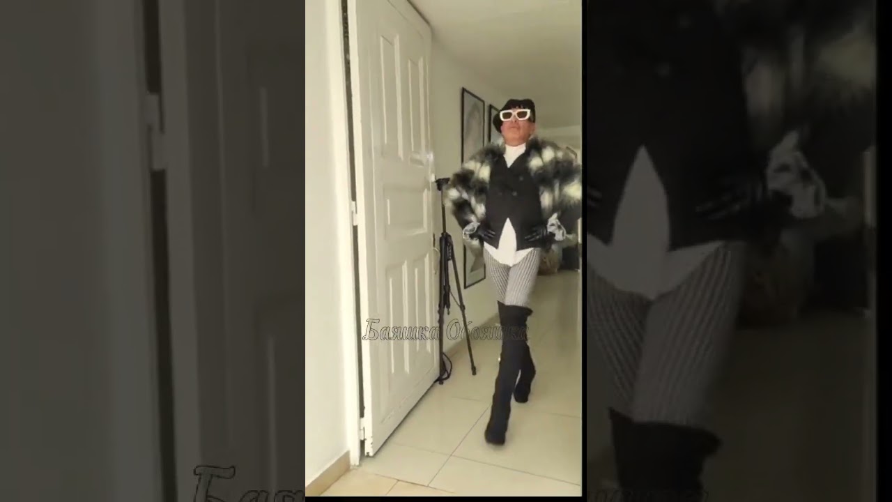 Показ шуб #shorts  #fashionstyle #video #shortvideo #fashion #malika #топ #model #beaty#топ  #song