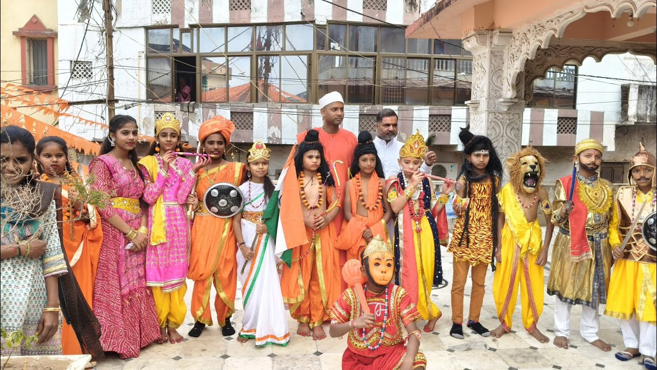 Chaklasi Branch Primary School ચકલાસી સંતરામ મંદિર શોભાયાત્રા વેશભૂષા