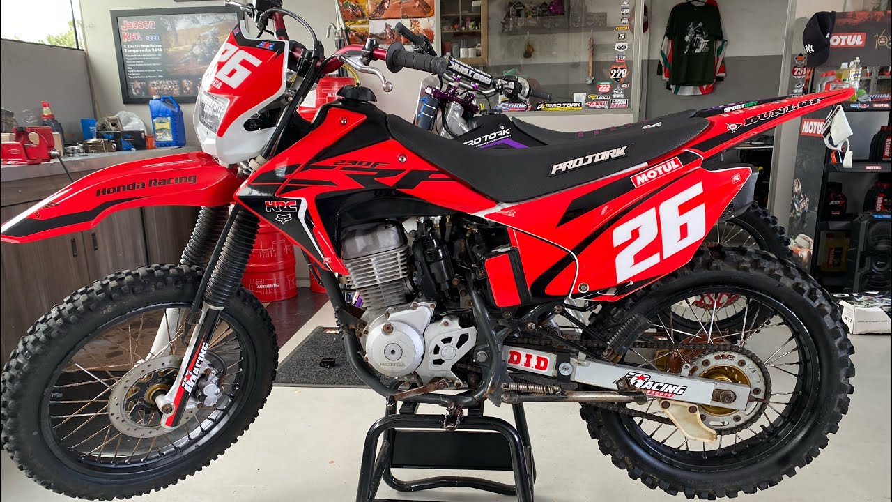 Adaptação roupa CRF230 na bross