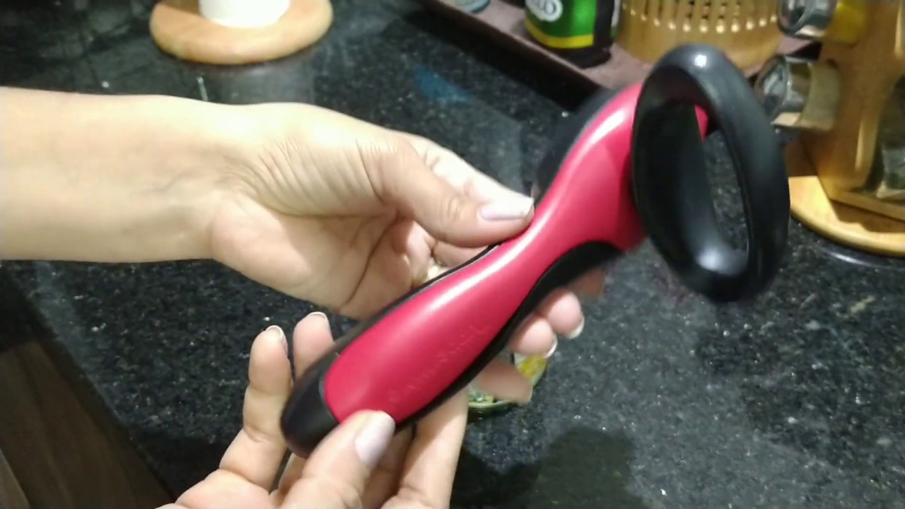 Abridor de Latas: Prático e SEM cortes! (TUPPERWARE)
