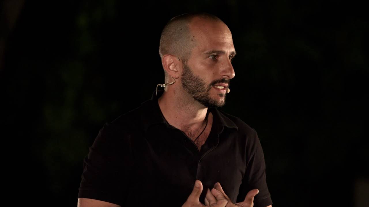 Innovación en vivienda entre propiedad y alquiler | Nacho Garcia Pedraza | TEDxMadridSalon