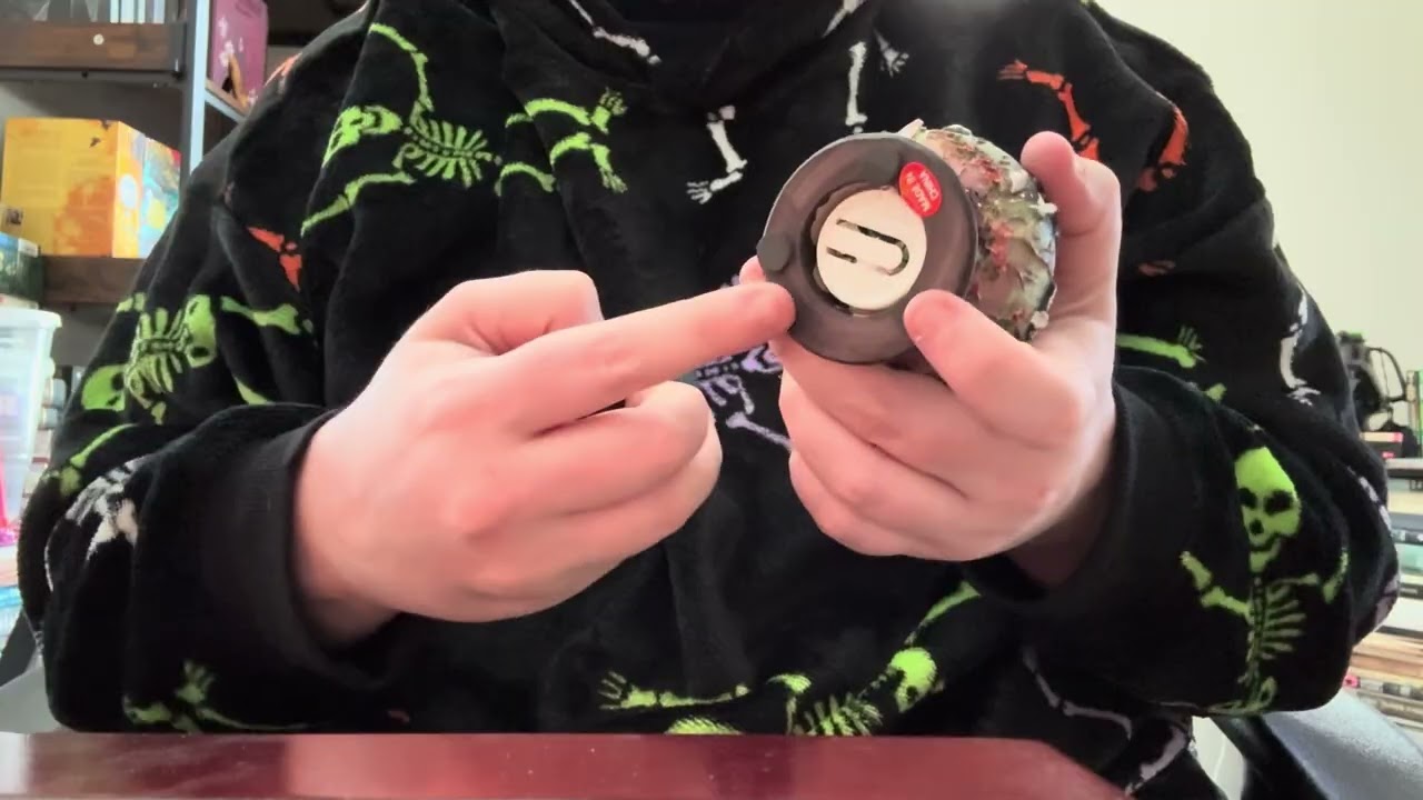 ASMR rummaging 
