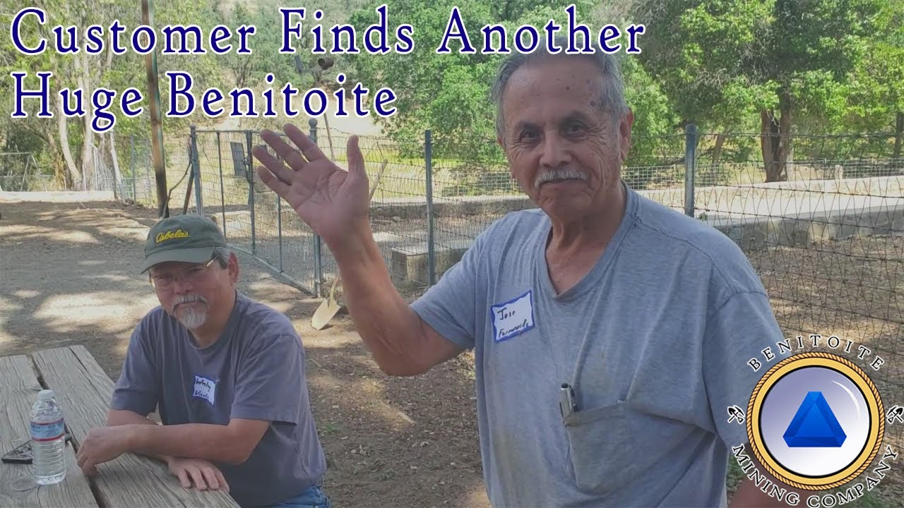 Joe finds a huge benitoite | Highlights 3