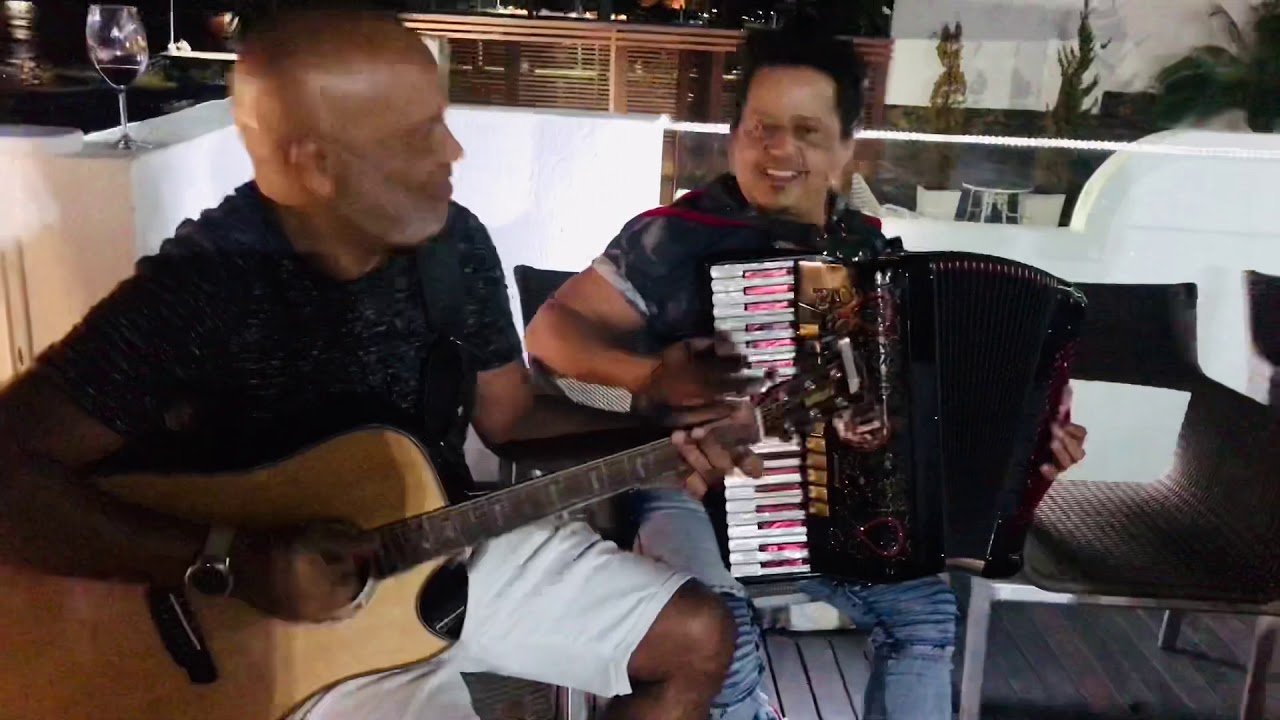 Mestre Jovenil Santos e Rick.