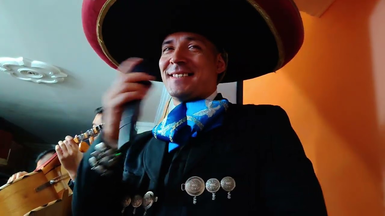 03-09-26 cumpleaños marina mariachi alma de México 