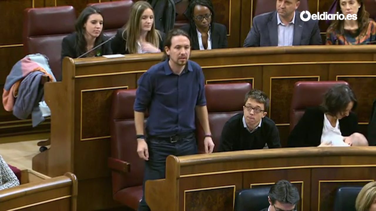 Así han jurado sus cargos algunos diputados de Podemos
