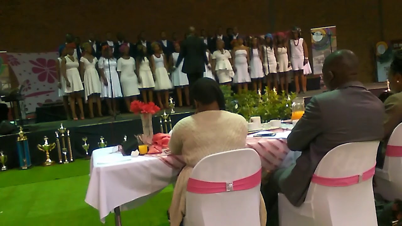 St Conrads Catholic Choir : Then Comes The Dawn