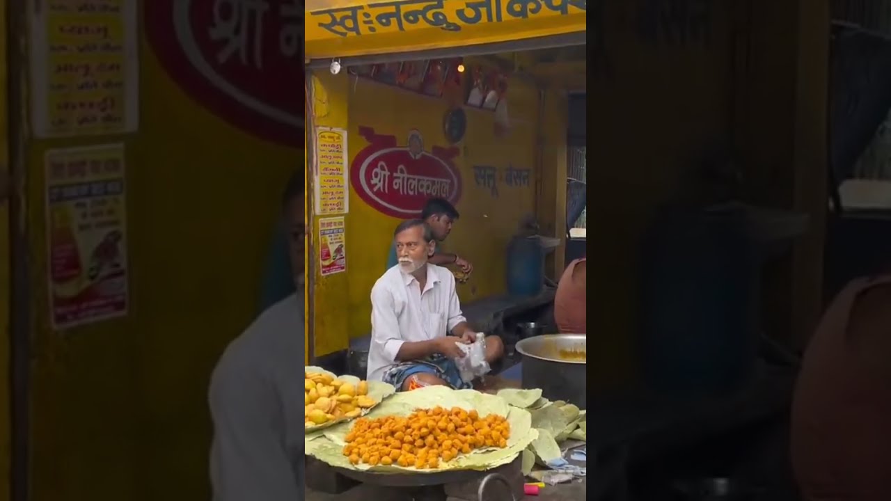 110 years old Kachori Ghoogni in Patna City