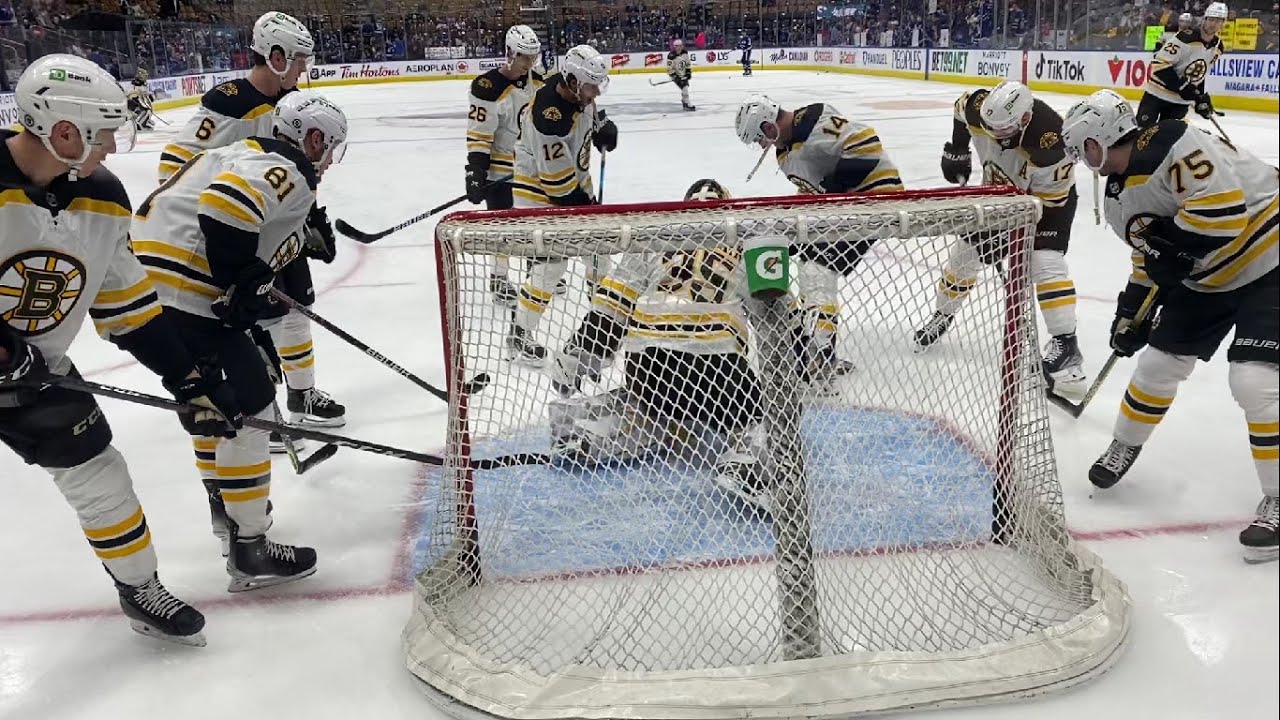 Bruins@Leafs pre-game warm up