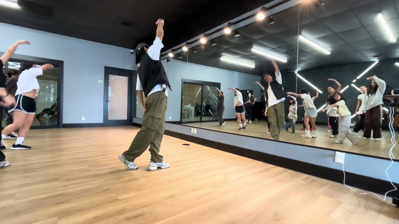 NCT 127-walk dance mirror 