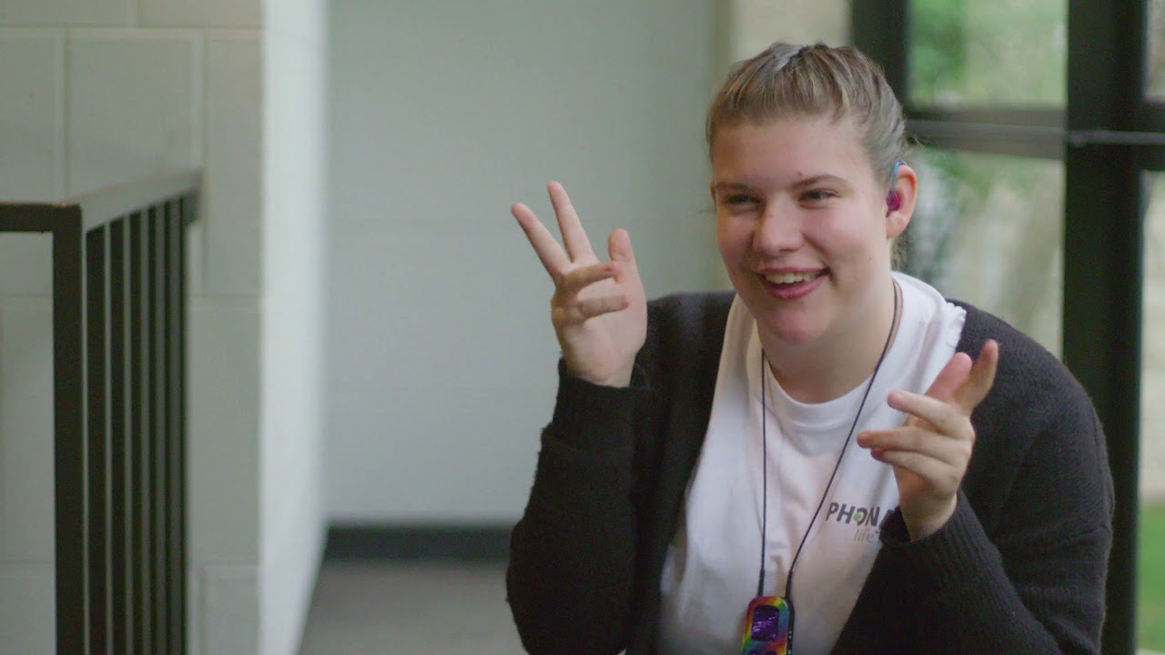 Meet Phonak Teen Advisor Mia Schartau