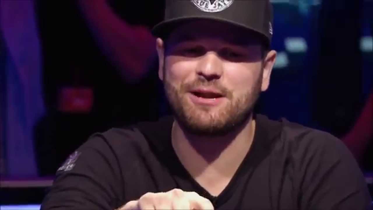 Shark Cage - Griffin Benger And His Insane 2% Straight - BENGER vs MOREIRA DE MELO - Poker Highlight