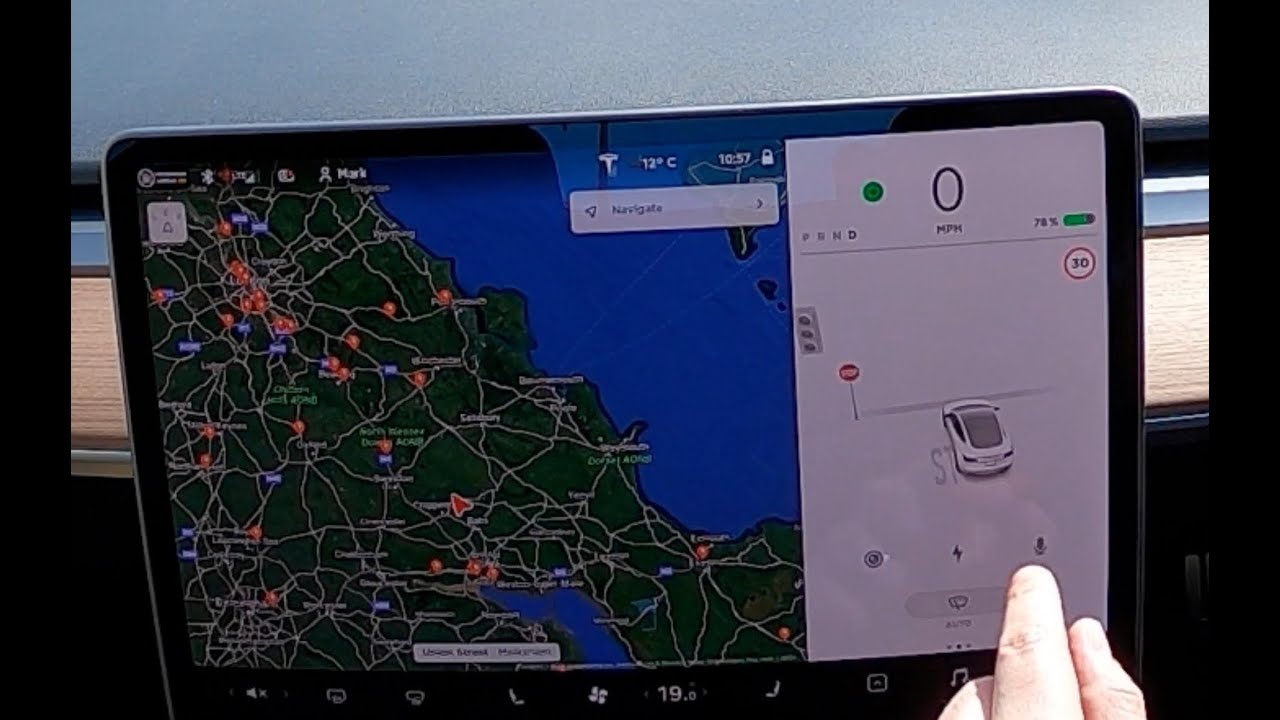 Tesla Model 3 STOP signs - 2020.12.5 - FSD Visualisations during COVID19 Lockdown