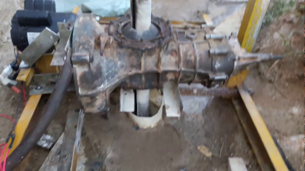 Máquina de poço com caixa de marcha de fusca..