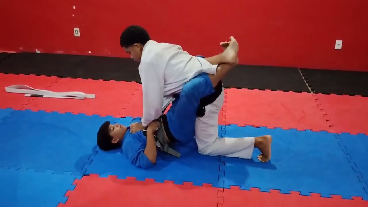Meus mestres : Maurício bjj Jiu-jitsu quarta feira soltinho dê leve 