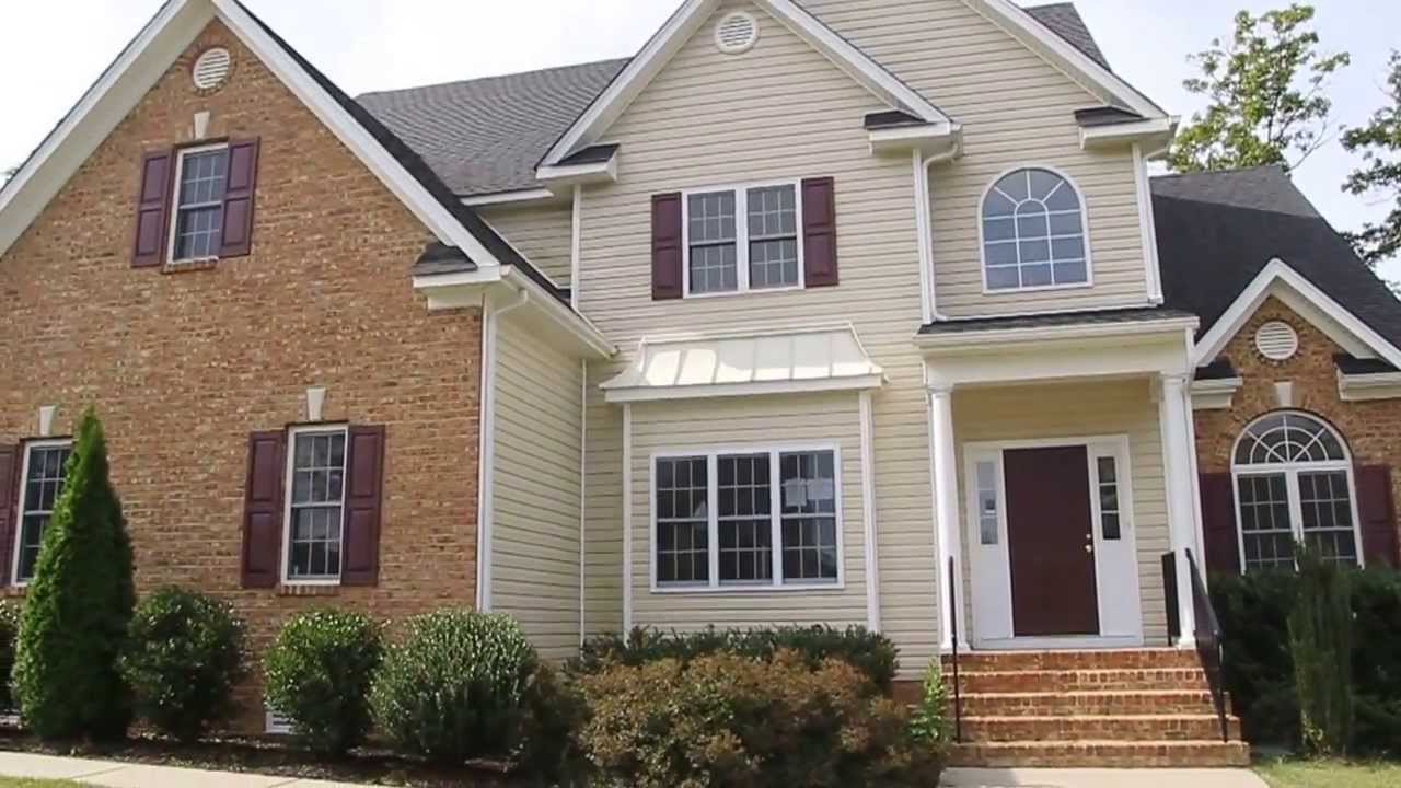 Newer 4 Bedroom 3 Full Bath Transitional with First Floor Bedroom in Midlothian VA Chesterfield