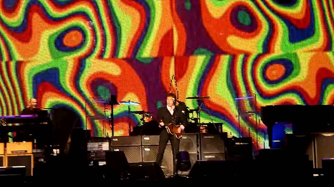 Magical Mistery Tour - Paul McCartney's Good Evening Holland