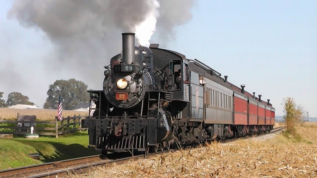 A Nice Autumn Day on the Road to Paradise (with CN 89)