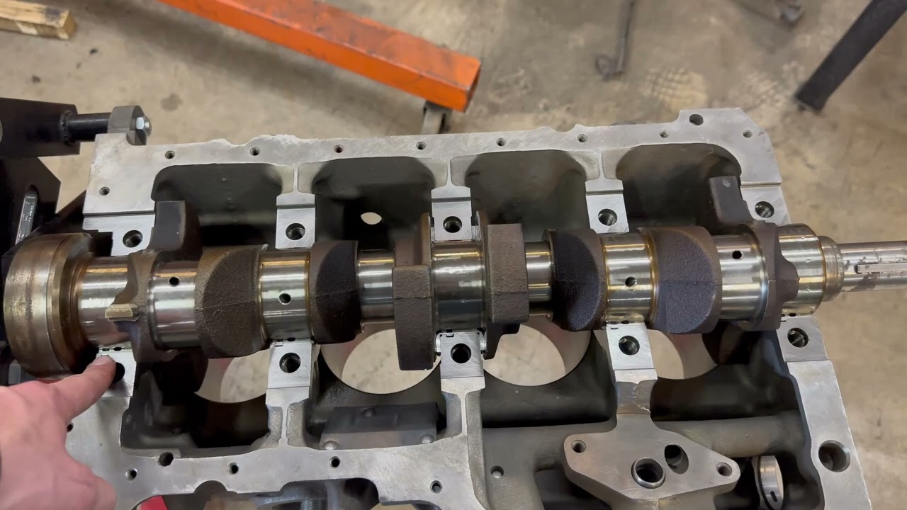 1989 Ford Ranger Turbo 2.3 Engine Building: Part 2 - Piston Rings and Piston Installation