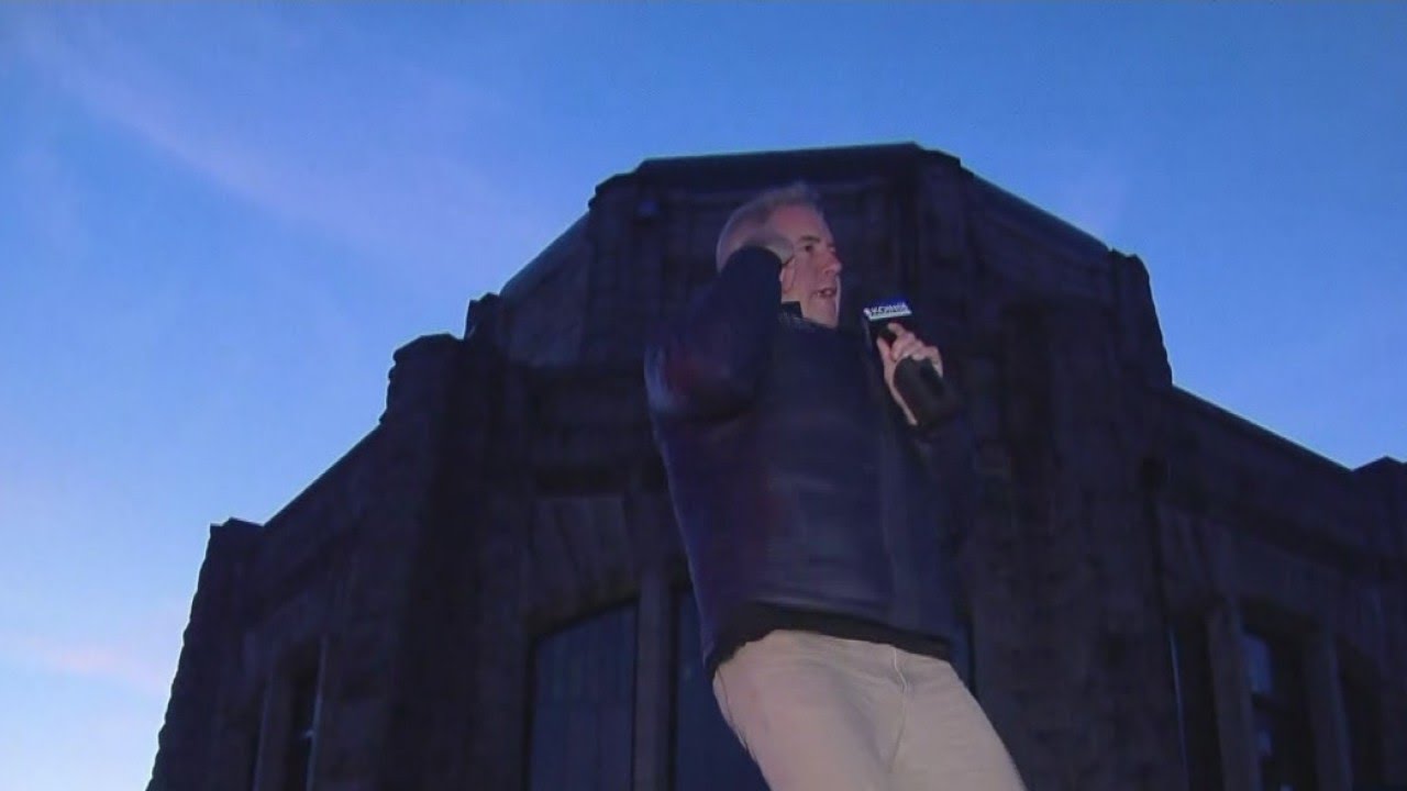 Wind gusts reaching 70 mph at Vista House