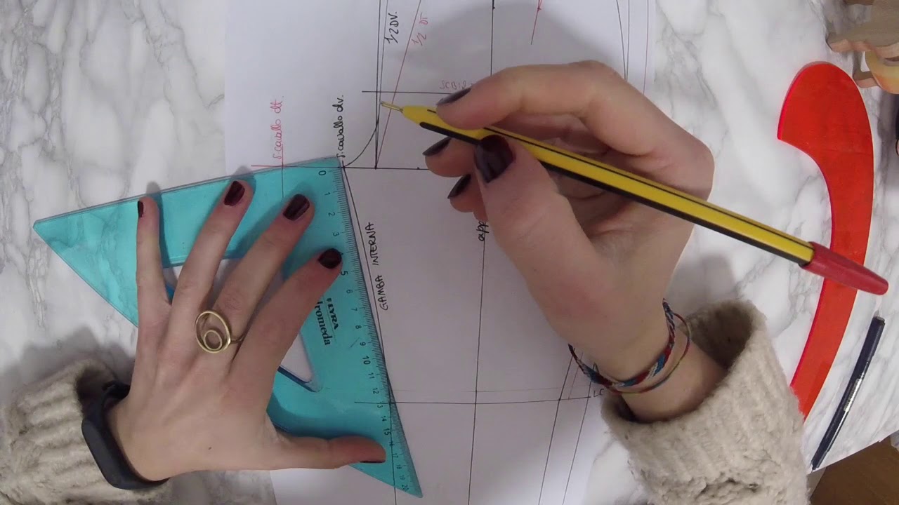 Costruzione grafico pantalone base DIETRO - META' PARTE
