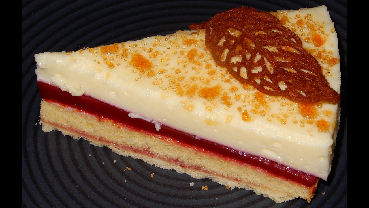 Vanilleschaum Torte mit Fruchteinlage