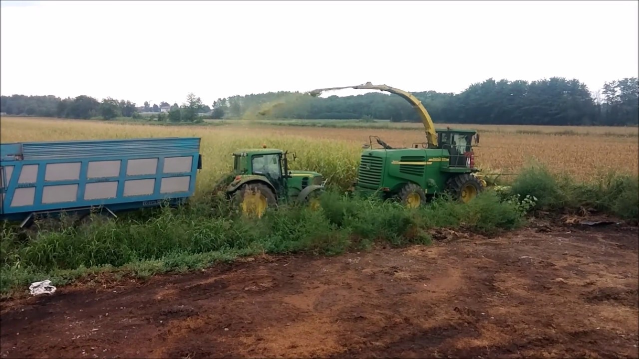 Trinciato mais 2015***John Deere 7400