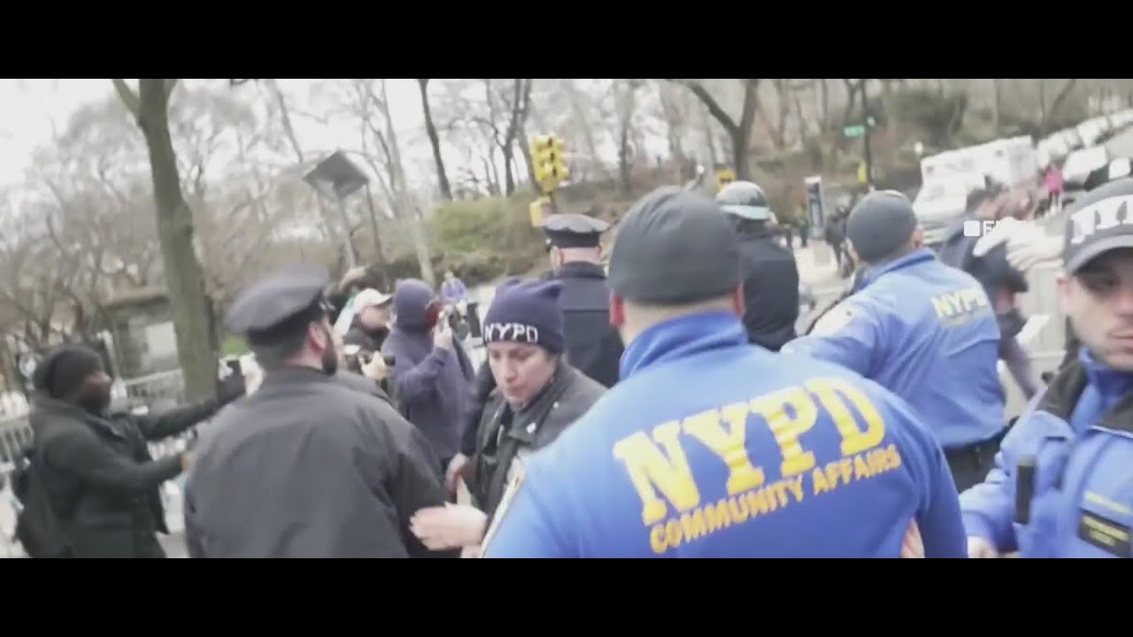 6 arrested after suspicious device thrown at protest near Gracie Mansion: NYPD